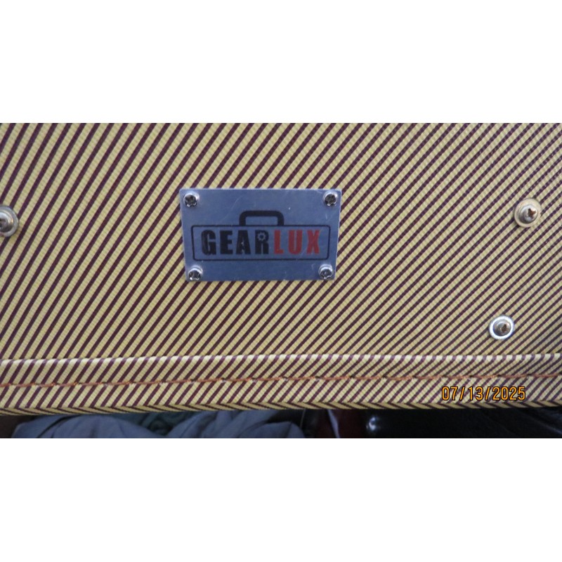 Yamaha F-335 Acoustic Guitar